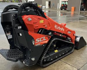 KUBOTA SCL1000 MULTIFONCTIONNEL MINI CHARGEUR COMPACTE À PIED - Product Image 1