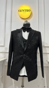 Smoking noir brodé à la main de créateur, veste noire de marié traditionnel mariage ethnique indien 3 pièces costume pour homme - Product Image 4