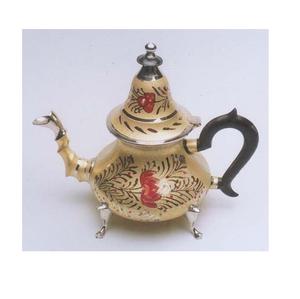 Tetera de Diseño Moderno para Servir Café, Acabado Brillante, Acero Inoxidable, Tetera Decorativa de Metal para Servir Té y Café - Product Image 5