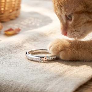 Bague de mariage Jeulia pour femme en platine, style crossover, avec zircon taillé, motif chat et éternité - Product Image 4
