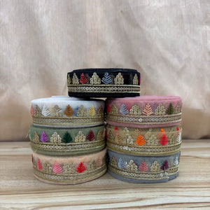 Fournisseur en gros de tissu en dentelle brodée pour mariage, tissu en dentelle brodée pour vêtements traditionnels et modernes - Product Image 1