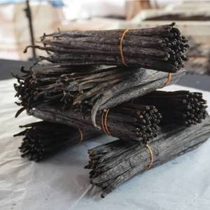 Vainas de Vainilla Negra Secas Grado A+ de Sudáfrica, Vainas Enteras Gourmet para Repostería y Procesamiento de Alimentos en Venta - Product Image 4