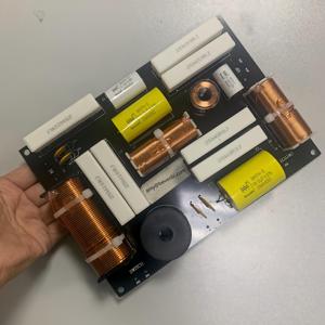 Réseau de division à 2 voies pour <span class=keywords><strong>crossover</strong></span> de 1000 watts, diviseurs de fréquence de 1200 watts, <span class=keywords><strong>crossover</strong></span> J B L, <span class=keywords><strong>crossover</strong></span> J B L passif à 2 voies - Product Image 1