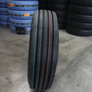 Línea de neumáticos comerciales premium para camiones con medidas 295/75R22.5 y 285/75R24.5 diseñados para durabilidad, tracción y estabilidad de flotas. - Product Image 1