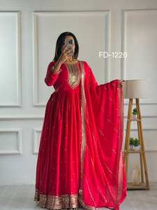 Salwar Kameez Moderno de Moda para Fiesta, Económico, Hermoso, de Seda Chinnon con Estampado Digital - Product Image 2