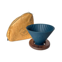 Filtre à café portable en silicone réutilisable Jellyfish avec support en bois, design moderne, capacité 600-900 ml, écologique et pliable