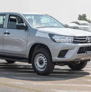2020 para Toyota Hilux DC 2.4D 4X4 de alta calidad con asientos de cuero de Control de crucero ACC Interior oscuro FWD Drive R15 tamaño de neumático - Product Image 1