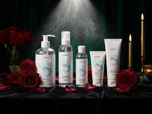 Gel Lubrifiant Intime Classique à Base d'Eau avec Acide Hyaluronique, Extraits de Plantes Naturelles, Flacon Pulvérisateur Écologique - Product Image 2