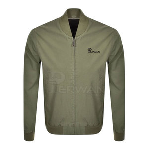 เสื้อแจ็กเก็ตนักบินผู้ชายสำหรับฤดูหนาวปกตั้งโลโก้แบบกำหนดเองได้เสื้อผ้าแฟชั่นแบบแห้งเร็วและระบายอากาศได้ดี - Product Image 1