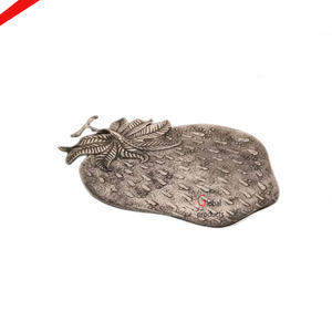 Plateau de service en forme de feuille métallique ovale fini argent de la meilleure qualité pour hôtel - Product Image 3