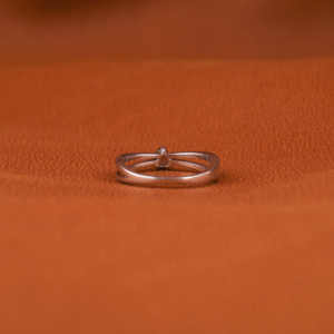 Anillo de Compromiso de Oro Sólido de 14 Quilates para Mujer con Diamante Natural Certificado de 0.5 Quilates, Engaste de Bisel Clásico y Moderno, Anillos Finos con Incrustaciones - Product Image 3