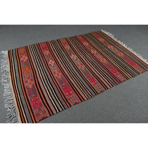Turkish Vintage Kilim Rug 4.6x7 ft (139x212 cm), <b>Red</b> Check <b>Wool</b> Rug - Product Image 4