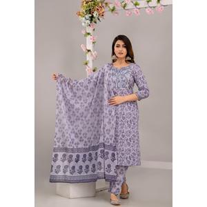 Kurta Recta de Gasa con Estampado Floral Morado y Adornos de Espejo, Mangas Tres Cuartos, Pantalones y Dupatta a Juego - Product Image 1