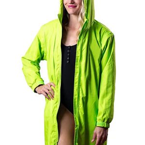 Gogosport Poncho imperméable coupe-vent surdimensionné pour la natation, le surf et les événements en plein air, robe de changement sèche - Product Image 6