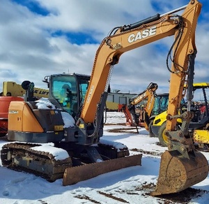 Minicargadora Diesel CX80C 2018 con Bomba ENERPAC y Alta Eficiencia - Product Image 3