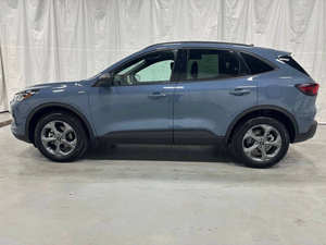 TOP CONDITION USED 2025 Ford Escape - Product Image 4