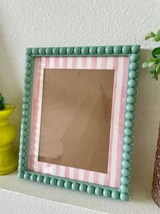 Cadre en bois d'inspiration marocaine avec résine artisanale et finition polie lisse Accent artistique naturel pour les espaces modernes - Product Image 4