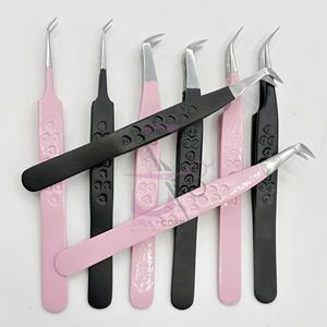 Nuevas pinzas de estilo de corazón Rosa Punta de pinza de pestañas de corazón negro Pinzas de extensión de pestañas sostenibles Logotipo Oferta de visón de acero inoxidable - Product Image 1