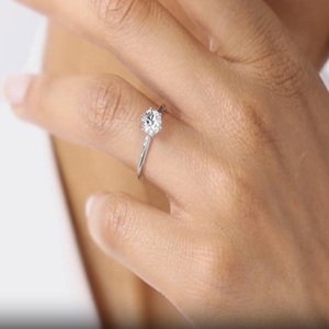 Diamant rond cultivé en laboratoire avec certificat IGI, bague de fiançailles solitaire 6.5mm couleur F VS1 clarté - Product Image 6