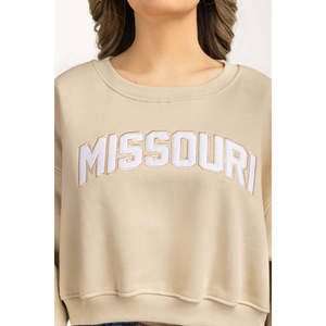 Sudadera de punto corta de seda mezclada de alta calidad para mujer con capucha y detalles bordados, conjunto de sudadera y pantalón de chándal para mujer - Product Image 6