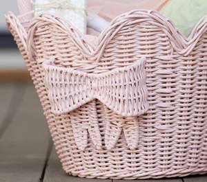 Adorable panier de Pâques en rotin en forme de coquille Saint-Jacques, fait à la main, blanc et rose, en osier, moyen, pour le rangement de cadeaux, décoration de la maison, fabriqué au Vietnam - Product Image 2