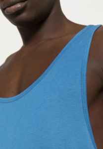 เสื้อกล้ามผู้ชายพิมพ์ซับลิเมชั่นสีทึบออกแบบได้ตามต้องการ - Product Image 5