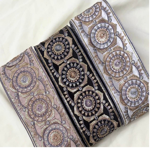 Cordones florales bordados con clase exclusivos hechos a medida en 2 pulgadas de ancho en tres opciones de color para prendas y para reventa. - Product Image 1