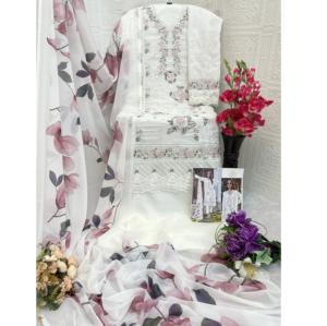 Costume de créateur pakistanais polyvalent avec options de mélange et d'association pour un style sans effort accessible à un prix raisonnable - Product Image 1