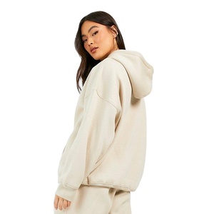 Ensemble de survêtement à capuche pleine longueur 2 pièces pour femmes avec texte et slogan Ensemble de jogging en polaire et pantalon de survêtement respirant Vêtements de sport décontractés - Product Image 3