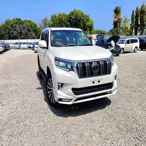 Toyota Prado 2016 Modelo 2.7L Gasolina SUV Transmisión Automática 5 Plazas Buen Estado Funcionando Disponible en Stock - Product Image 1