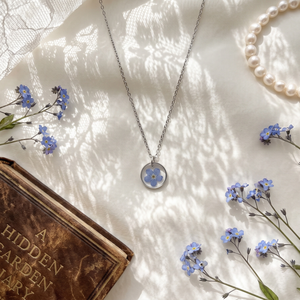 Collier en résine avec fleurs <span class=keywords><strong>de</strong></span> mignonnette pressées, plaqué or et argent, en acier inoxydable, pendentif cercle miniature, ensemble <span class=keywords><strong>de</strong></span> bijoux botaniques - Product Image 3