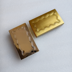 Boîtes d'allumettes de sécurité en laiton faites à la main, plaquées argent et finition dorée, les plus vendues, personnalisables en gros avec logo, expédition mondiale - Product Image 2