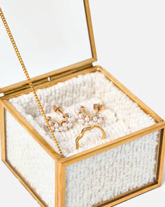 Vente en gros de coffrets cadeaux pour bijoux bague unique collier pendentif bracelet boîte à bagues pour fiançailles boîte en verre et en métal - Product Image 4