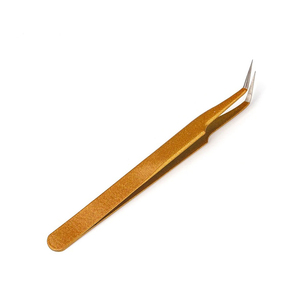 Pinzas de extensión de pestañas de precisión dorada con logotipo privado personalizado para pinzas de pestañas al por mayor - Product Image 2