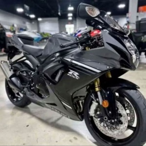 คุณภาพเยี่ยมสำหรับมอเตอร์ไซค์สปอร์ตไบค์รุ่นใหม่ปี 2025 GSX-R750 พร้อมการรับประกัน 2 ปี พร้อมจัดส่ง - Product Image 4