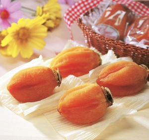 Caqui seco artesanal de Vietnam, elaborado con material rico curado al sol, para decoración de platos, detalles culinarios y uso gourmet. - Product Image 1