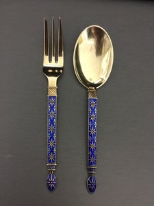 Juego de Cubiertos de Acero Inoxidable Plateado, Mango con Acabado de Alto Brillo, Estilo Real, Diseño Moderno, Libre de BPA, Apto para Lavavajillas, para Fiestas - Product Image 6