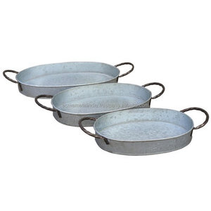 Grand plateau en métal poli doré et laiton avec poignées vintage idéal pour la vaisselle de restaurant d'hôtel et de dessert. - Product Image 6