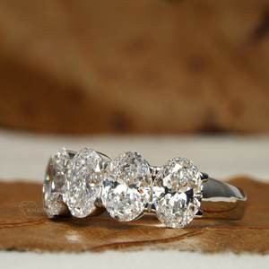 แหวนหมั้นเพชรสำหรับผู้หญิง5 CTS 18K แหวนเพชรรูปไข่สีทองสีขาว - Product Image 1