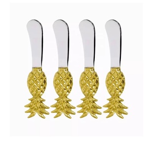 Juego de quesos de alta calidad juego de dos con mango forjado a mano nuevo tenedor de queso y esparcidor en precio al por mayor juego de quesos de metal nuevo - Product Image 4