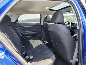 HYUNDAI ACCENT SMART 360 2023 d'occasion, 4 cylindres, 1 998 cm³, 2 places, 184 ch, essence, V6, transmission automatique - Product Image 4