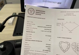 เพชร D'VINS JEWELS ทรงหลวม รูปหัวใจ น้ำหนัก 1-4 กะรัต สี E สำหรับเพชรเพาะเลี้ยงในห้องปฏิบัติการที่ได้รับการรับรอง สำหรับทำเครื่องประดับ - Product Image 3