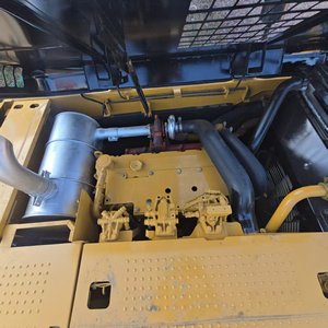 Chất lượng cao giá thấp tốt điều kiện hoạt động <span class=keywords><strong>320</strong></span> sử dụng 320D 320d2 d2loriginal nhà máy 95% mới mèo Sâu Bướm - Product Image 2