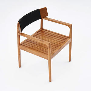 Silla moderna de comedor hecha con marco de madera maciza de teca con cuerda tejida en la parte posterior para uso en interiores y exteriores - Product Image 4