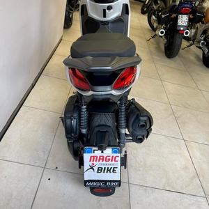 Scooter de Dos Ruedas PIAGGIO BEVERLY 400 S ABS-ASR Unisex 181 kg - Product Image 5