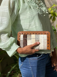 Piel de vaca parche de cuero trabajo embrague pelo en monedero cartera mujer elegante Venta caliente occidental cuero embrague monedero vaquera cartera - Product Image 4