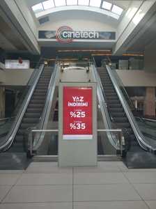 Premium Quality PARYA Indoor/Outdoor LCD Digital Billboard 2-Year Warranty Metal Glass Construction Best Turkiye for Advertising - Product Image 6