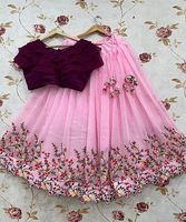 Nouvelle Arrivée Attrayante : Dernier Cri en Matière de Design, Lehenga Choli en Soie Multicolore pour Femmes Indiennes – Vêtements Ethniques pour Mariages et Festivals à Prix Abordable