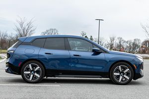 2022 i.X x- Drive 50 Low Mileage Sound Engine Automatic Transmission <b>Panoramic</b> Sunroof LED lights Ready to Ship - Product Image 5