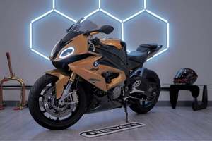 Motocicleta Deportiva Premium de 1000cc, 2016 - Product Image 5